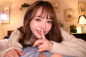 Em đồng nghiệp sống bẩn muốn bịt miệng tôi bằng cách cho tôi địt